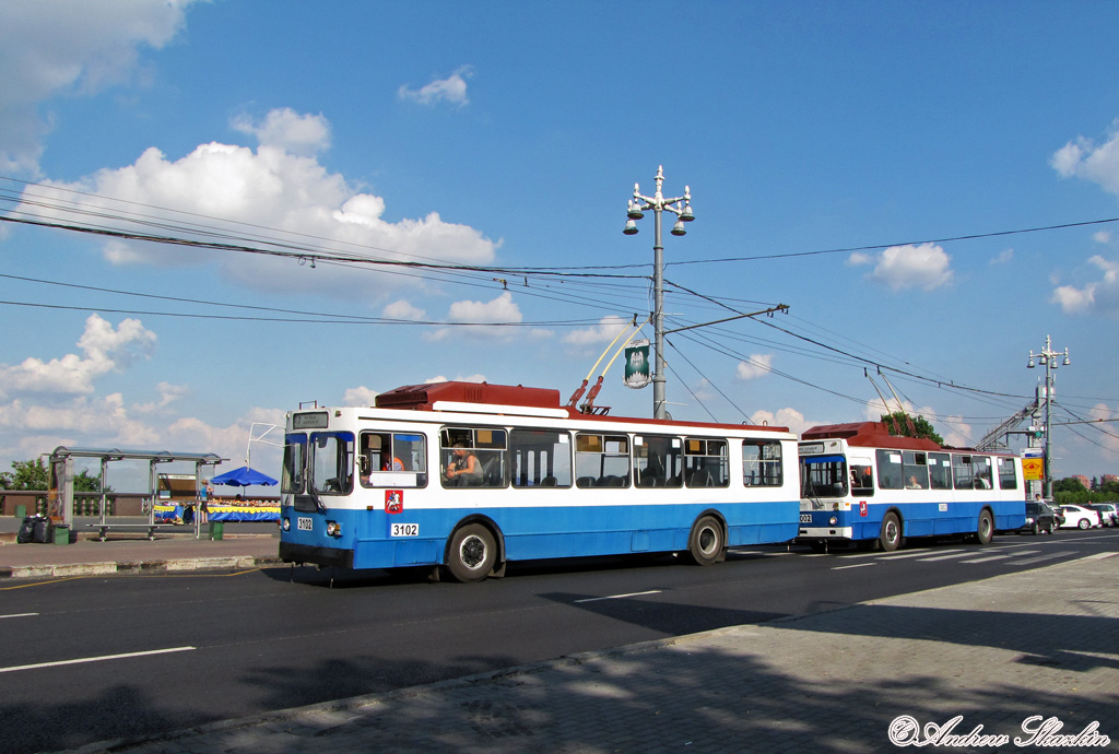 Москва, ЗиУ-682ГМ1 (с широкой передней дверью) № 3102