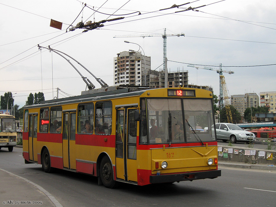 Киев, Škoda 14Tr02/6 № 187 Киев, Škoda 14Tr02/6 № 187