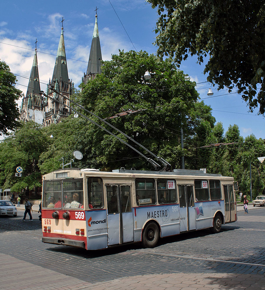 Lviv, Škoda 14Tr89/6 # 569