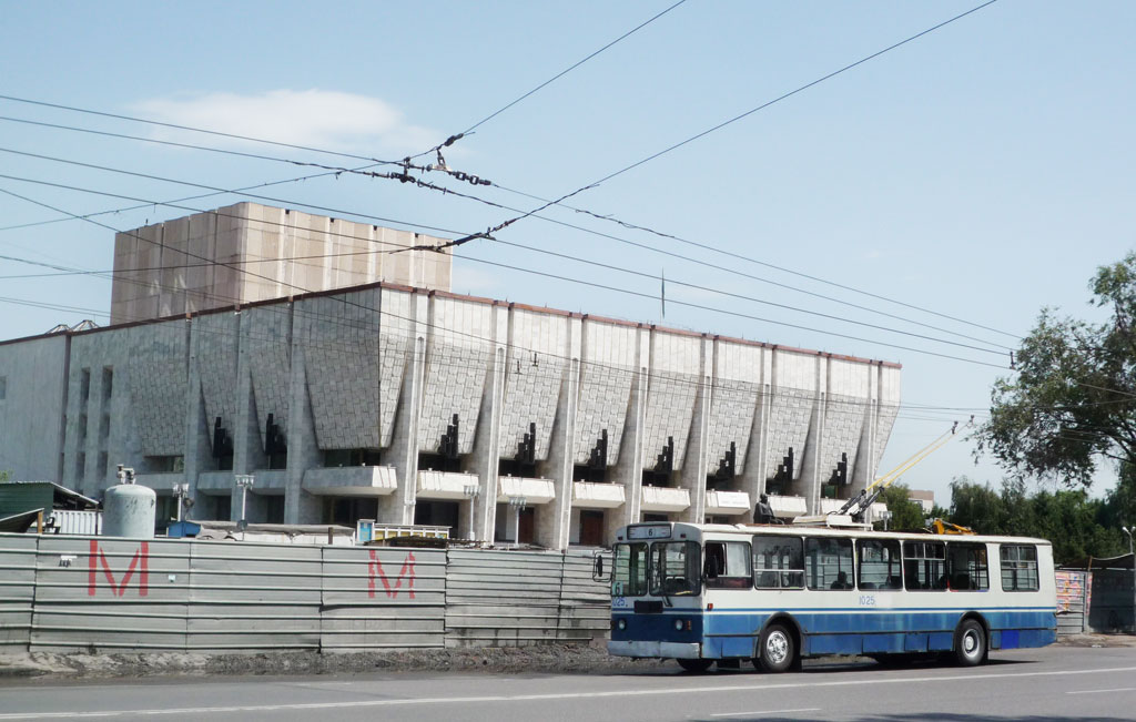 Алматы, ЗиУ-682Г-016  [Г0М] № 1025