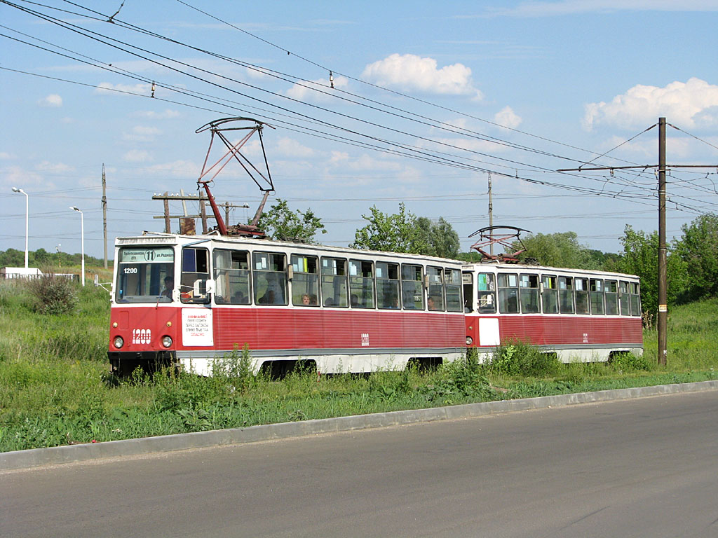 Саратов, 71-605 (КТМ-5М3) № 1200; Саратов, 71-605 (КТМ-5М3) № 1202