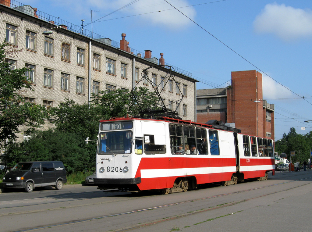 Sankt Petersburg, LVS-86K Nr. 8206
