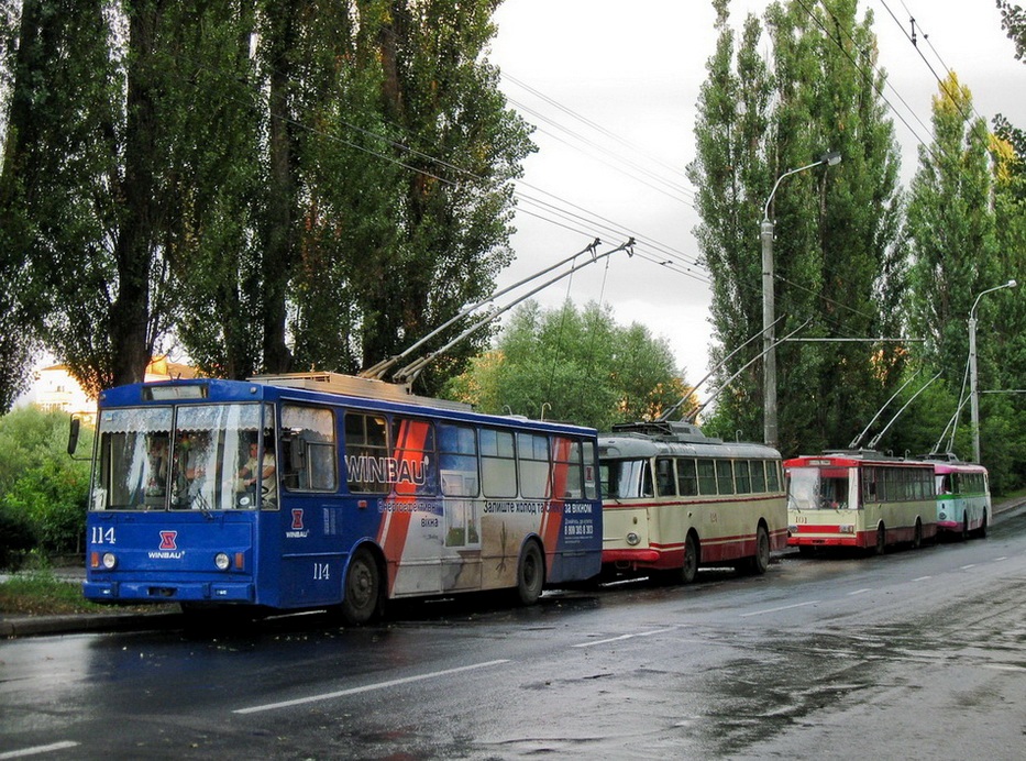 Ровно, Škoda 14Tr89/6 № 114; Ровно — Разные фотографии