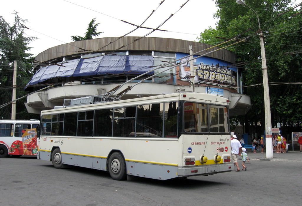 Krimmi trollid (Simferopol - Alušta - Jalta), Kyiv-12.04 № 8200 Krimmi trollid (Simferopol - Alušta - Jalta), Kyiv-12.04 № 8200