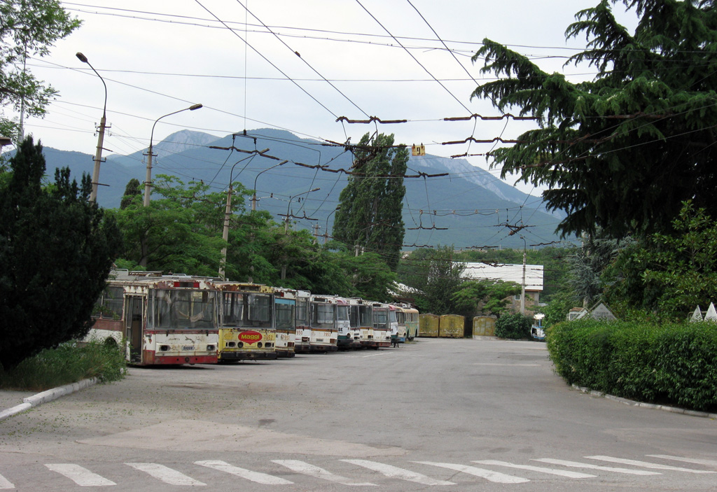 Крымский троллейбус — Разные фотографии