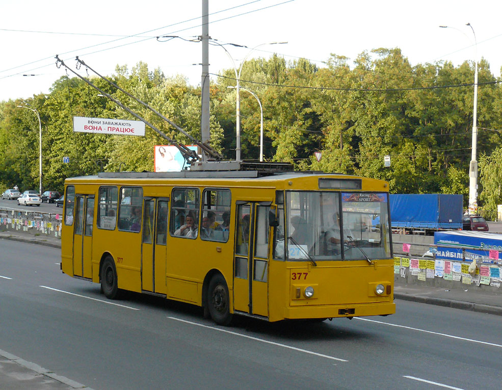 Киев, Škoda 14Tr02/6 № 377