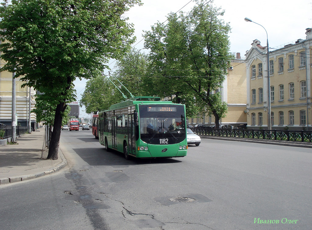 Казань, ВМЗ-5298.01 «Авангард» № 1182