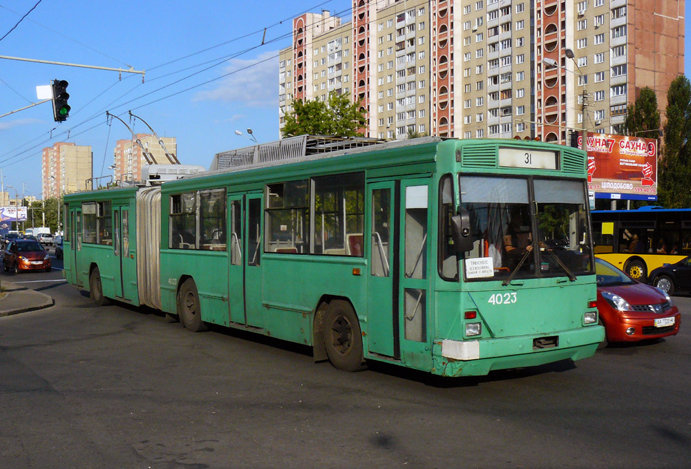 Киев, Киев-12.03 № 4023