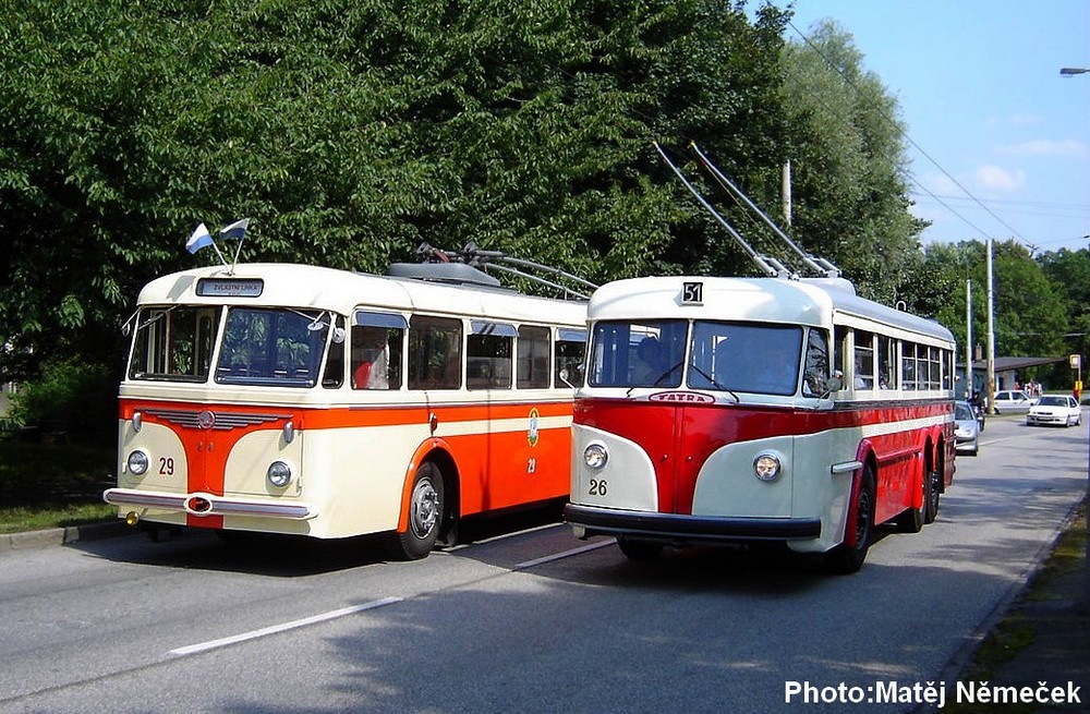 Острава, Škoda 8Tr6 № 29; Острава, Tatra T400 № 26 Острава, Škoda 8Tr6 № 29; Острава, Tatra T400 № 26