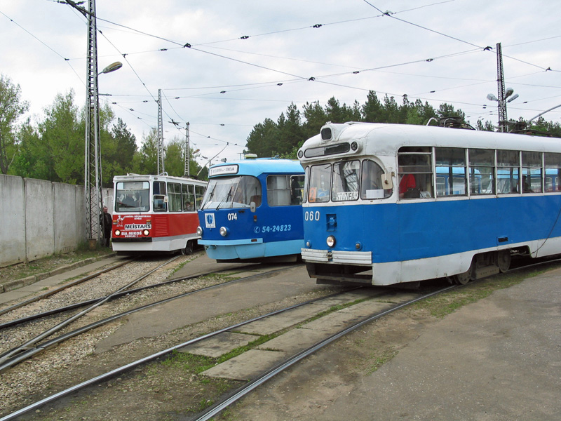 Даугавпилс, РВЗ-6М2 № 060; Даугавпилс, Tatra T3DC1 № 074
