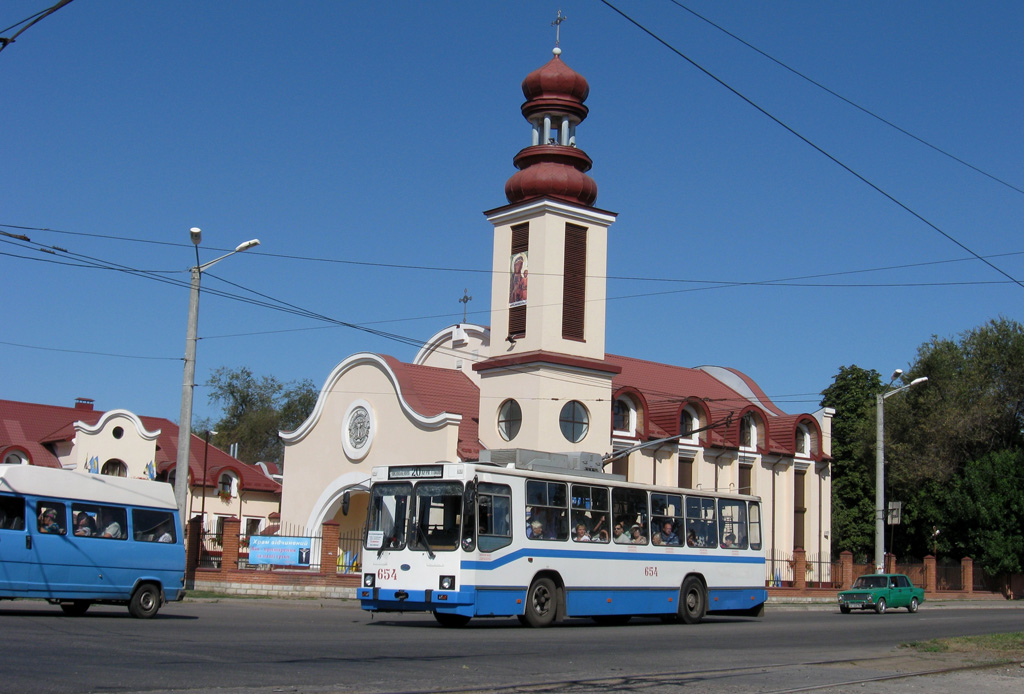 Кривой Рог, ЮМЗ Т2 мод. 7 № 654