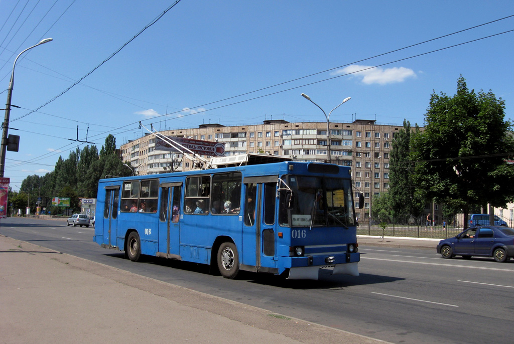 Кривой Рог, ЮМЗ Т1Р (Т2П) № 016