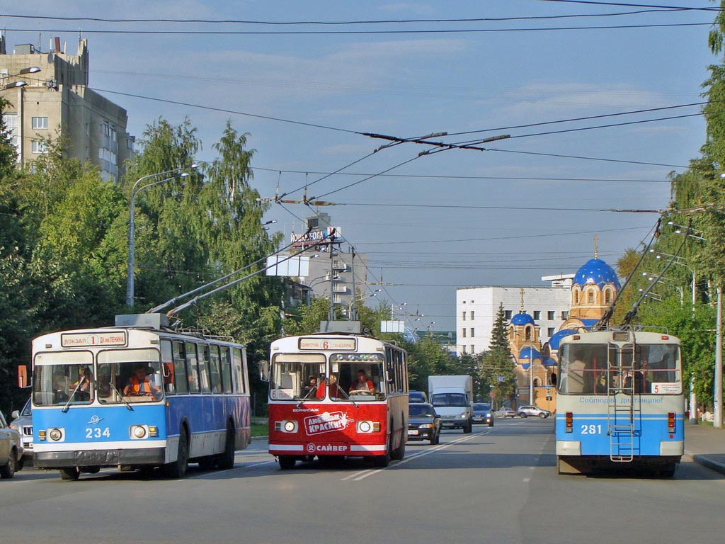 Йошкар-Ола, ЗиУ-682В № 234; Йошкар-Ола, ЗиУ-682Г-012 [Г0А] № 281