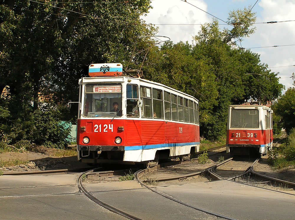 Novosibirsk, 71-605 (KTM-5M3) Nr. 2124; Novosibirsk, 71-605 (KTM-5M3) Nr. 2139