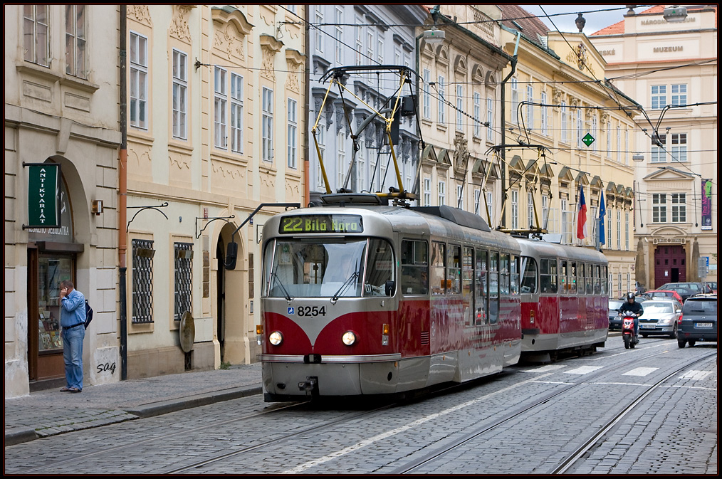 Прага, Tatra T3R.PLF № 8254