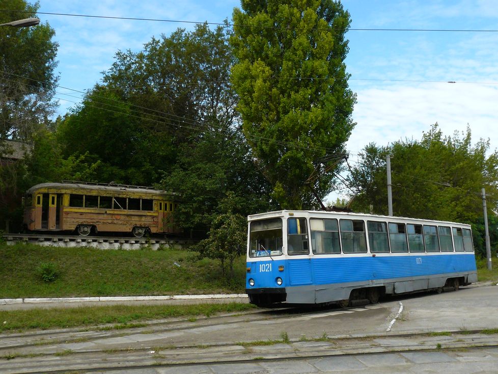 Каменское, 71-605 (КТМ-5М3) № 1021