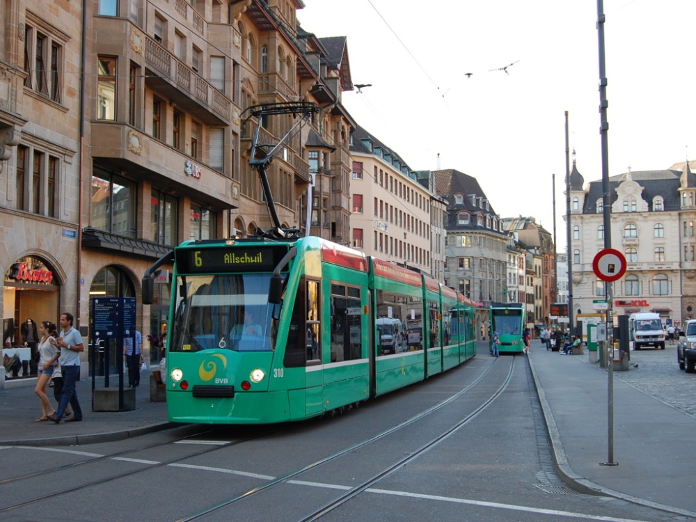 Базель, Siemens Combino № 310
