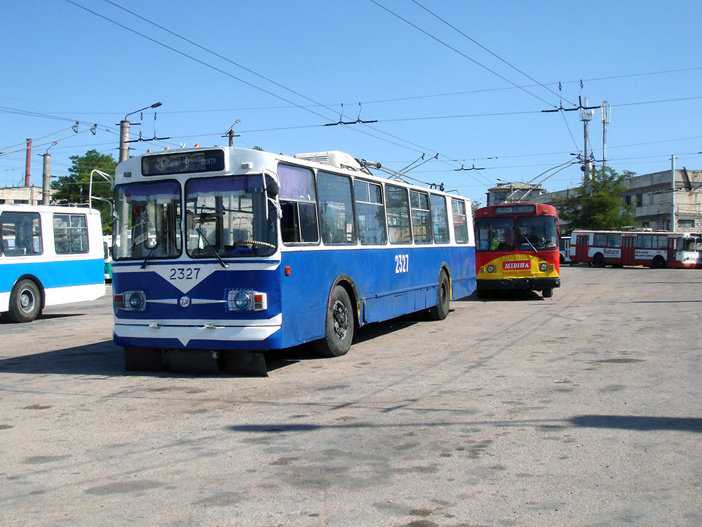 Севастополь, ЗиУ-682В-012 [В0А] № 2327