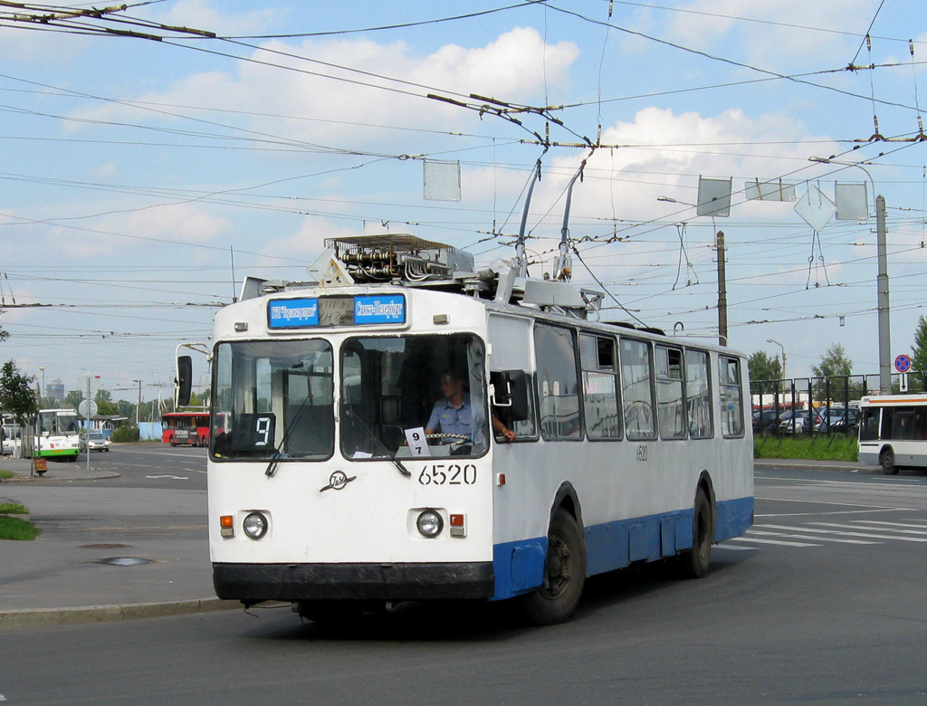 Saint-Pétersbourg, ZiU-682V [V00] N°. 6520
