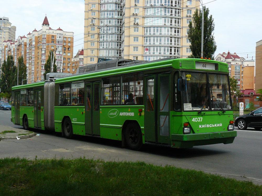Kijev, Kyiv-12.03 — 4037