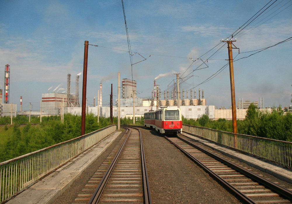 Ust-Ilimsk, 71-605 (KTM-5M3) Br. 037