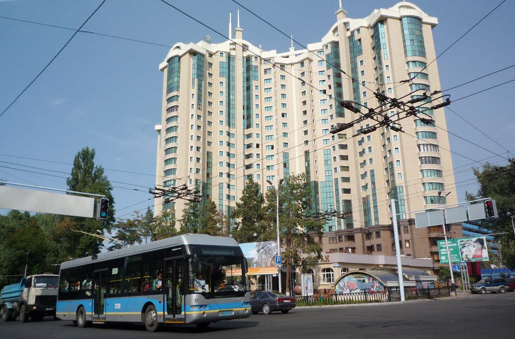 Алматы, YoungMan JNP6120GDZ (Neoplan Kazakhstan) № 3130