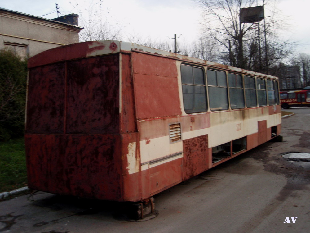 Львов, Škoda 14Tr02/6 № 523; Львов — Бытовки