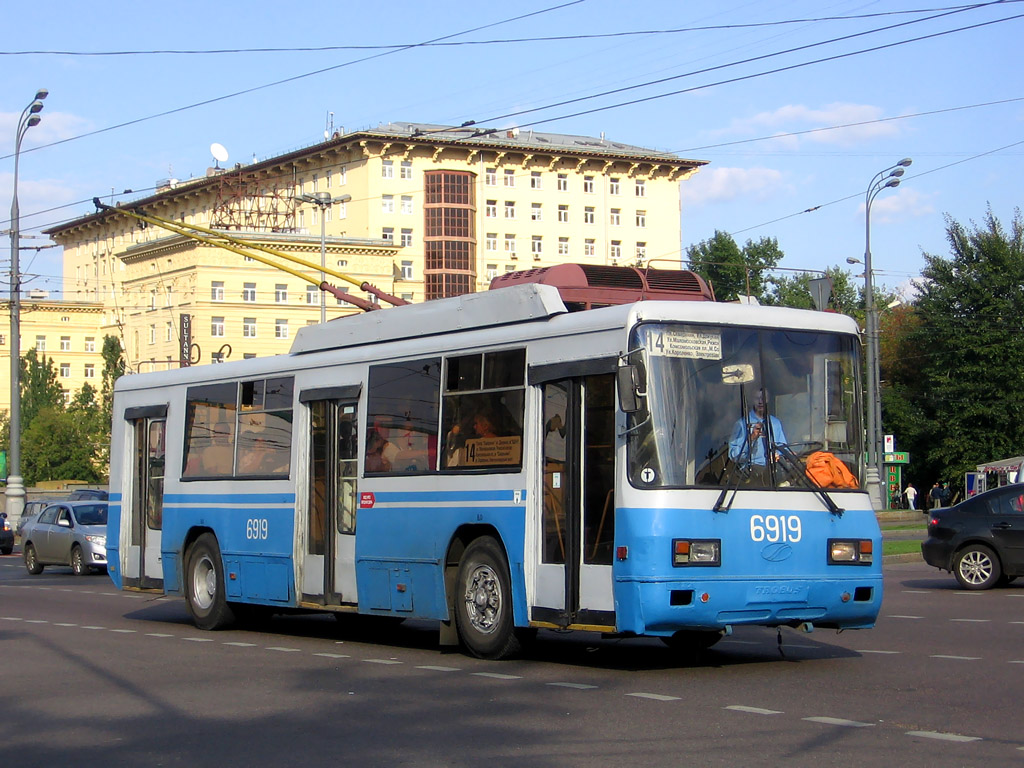 Москва, БТЗ-52761Р № 6919