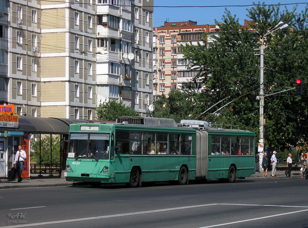 Киев, Киев-12.03 № 4023