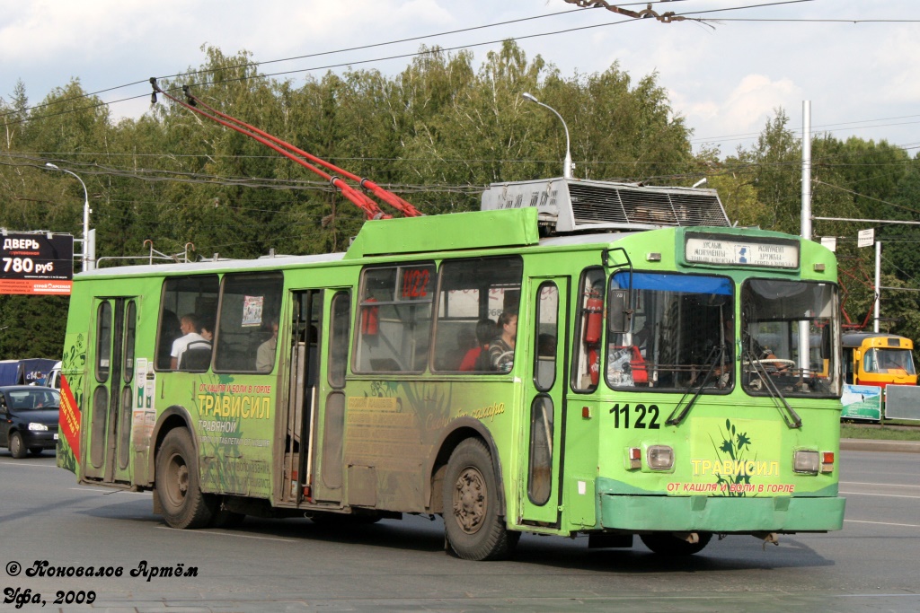 Уфа, БТЗ-52011 № 1122