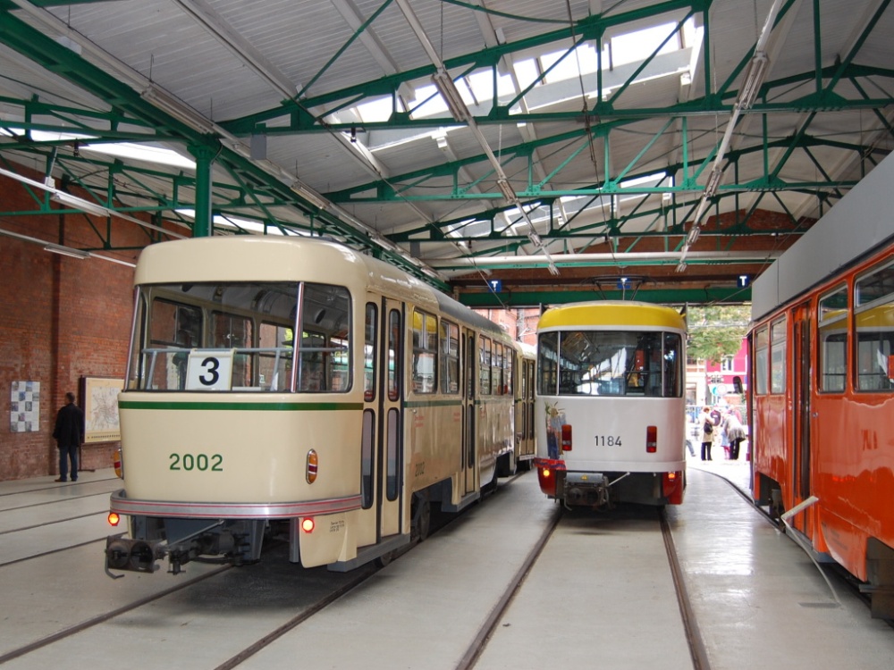 Magdeburg, Tatra B4D Br. 2002