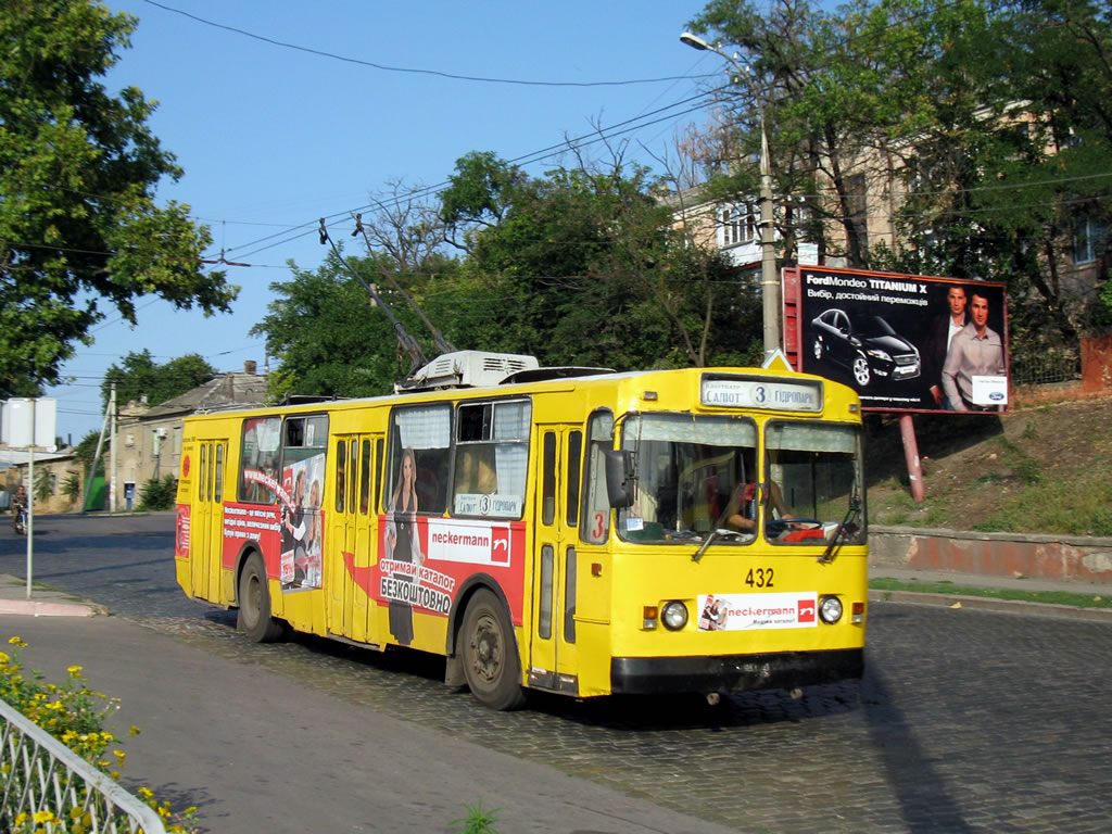 Херсон, ЗиУ-682В1УА № 432