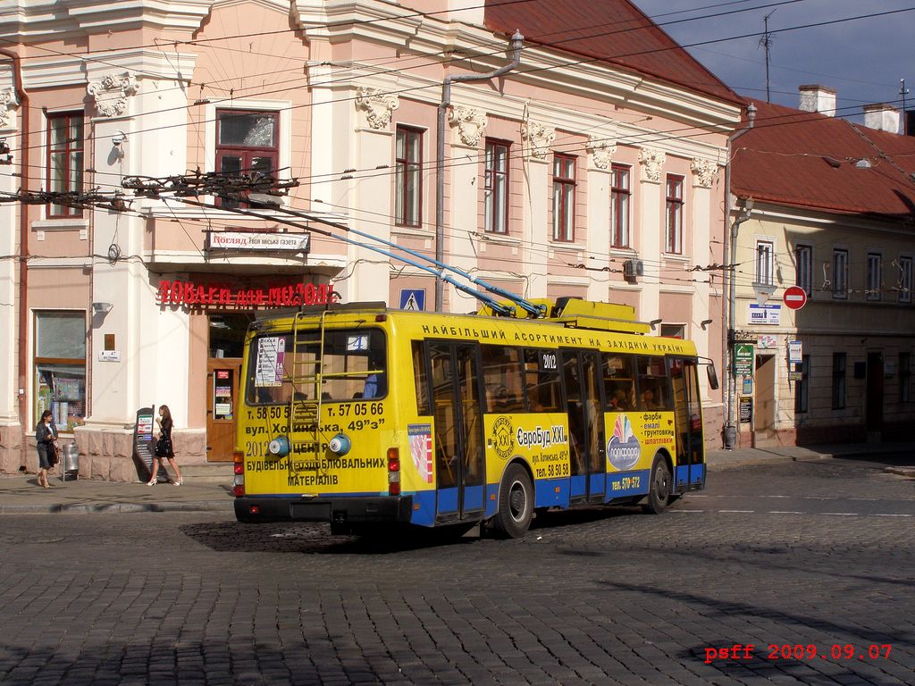 Черновцы, ЛАЗ-52522 № 2012