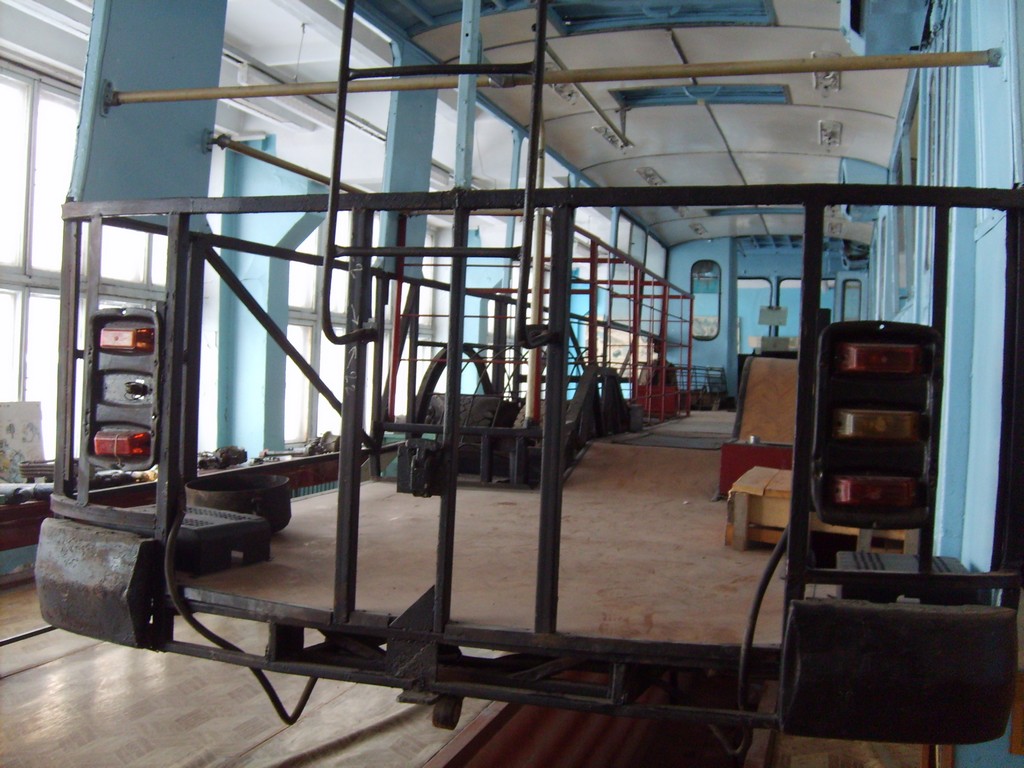 Новосибирск, ЗиУ-682В № 2143; Новосибирск — ПУ-14