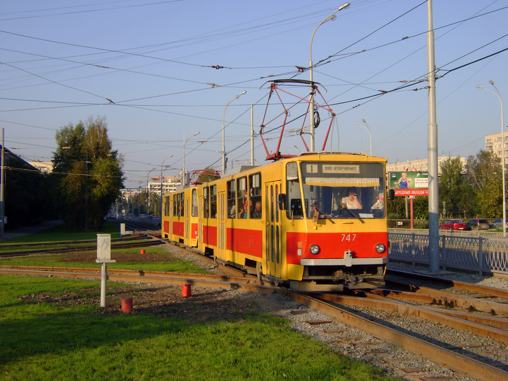 Екатеринбург, Tatra T6B5SU № 747