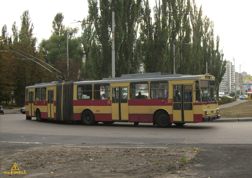 Киев, Škoda 15Tr03/6 № 486