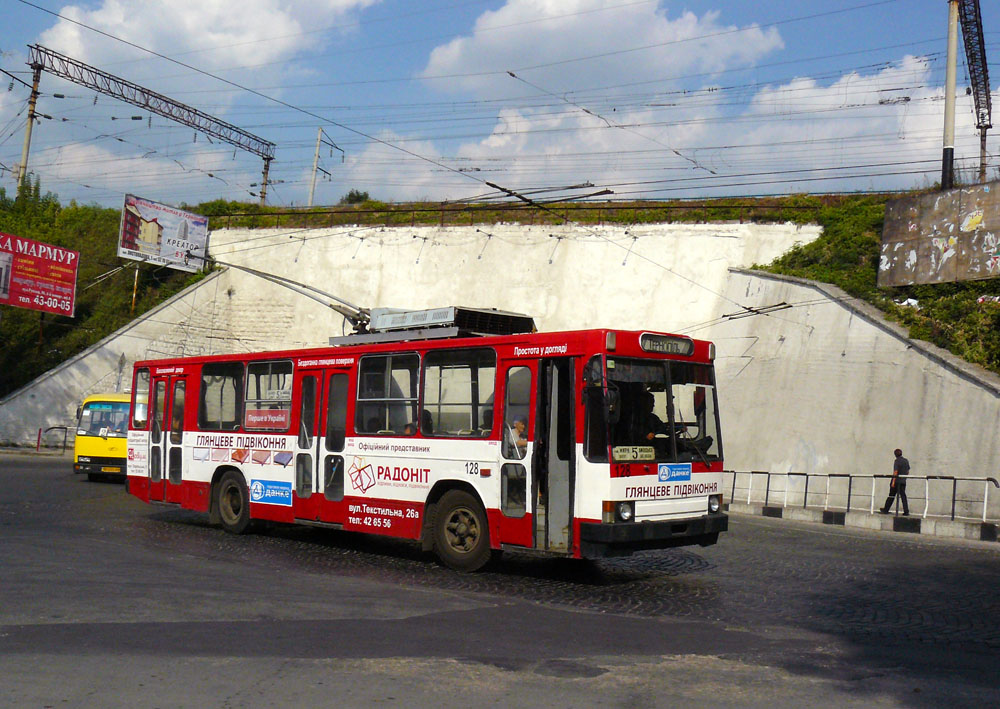 Ternopil, YMZ T1R (Т2P) # 128