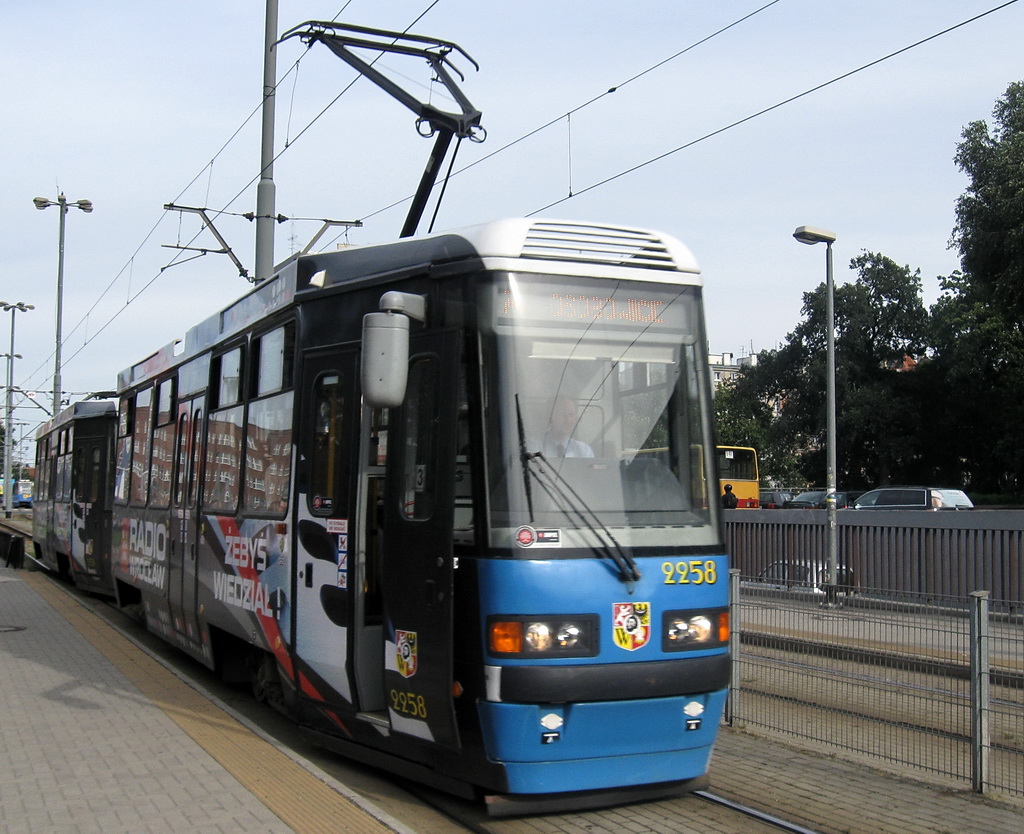 Вроцлав, Konstal 105NWr № 2258