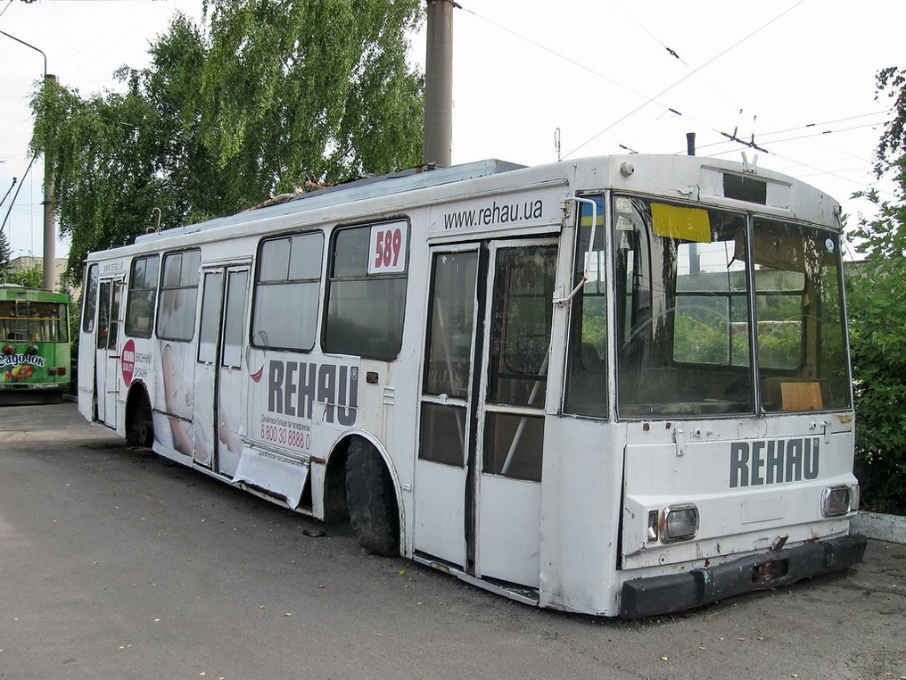 Львов, Škoda 14Tr11/6 № 589