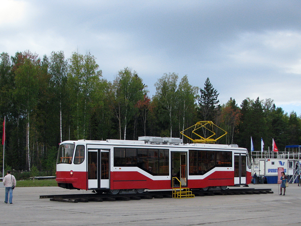 Нижний Тагил, 71-407 № 1001; Нижний Тагил — Трамвай 71-407 на «Магистрали—2009»