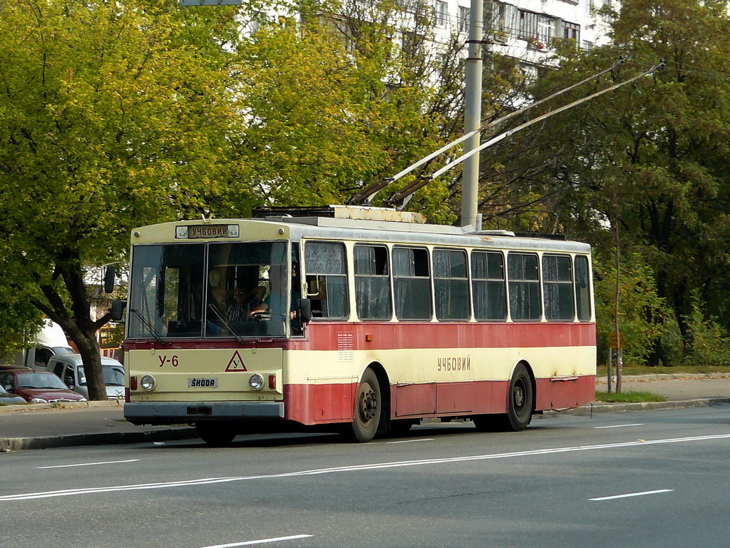 Киев, Škoda 14Tr02/6 № У-6