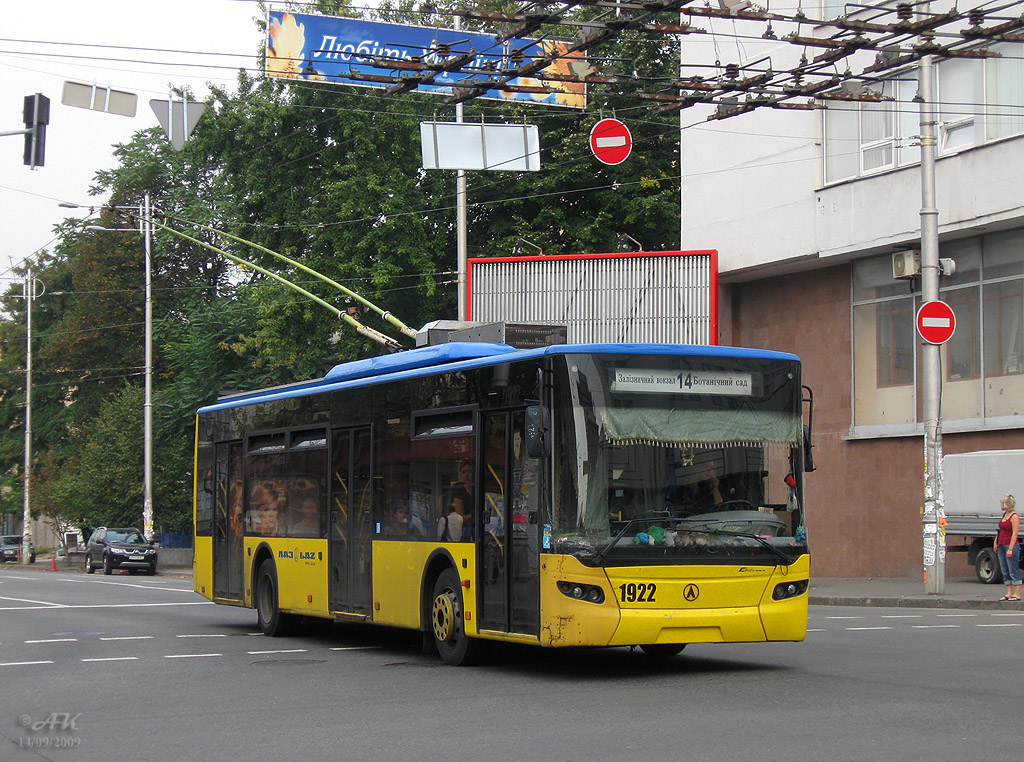 Kiiev, LAZ E183D1 № 1922