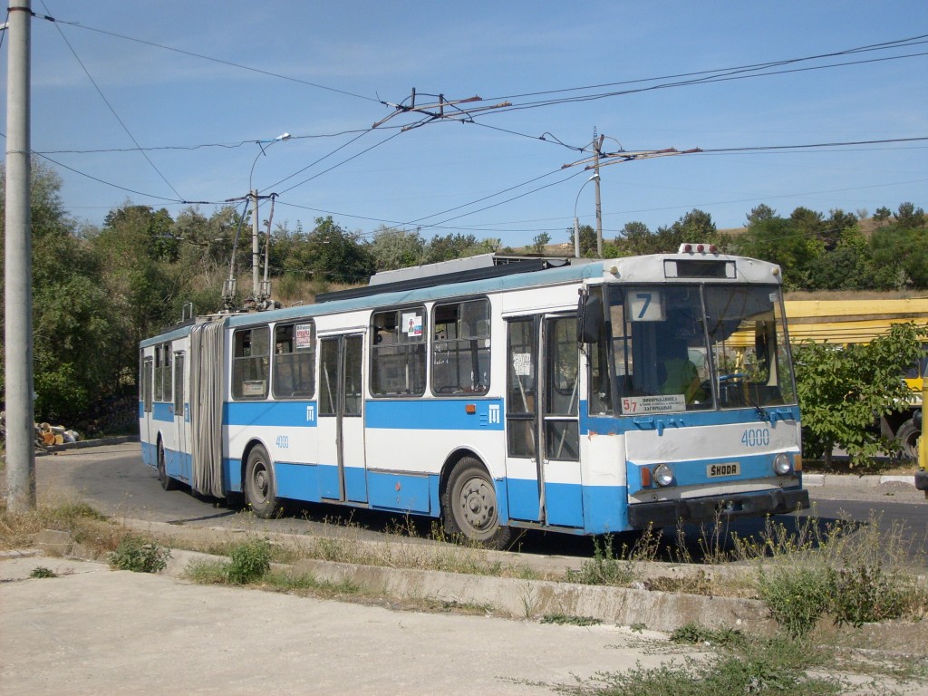 Крымский троллейбус, Škoda 15Tr02/6 № 4000