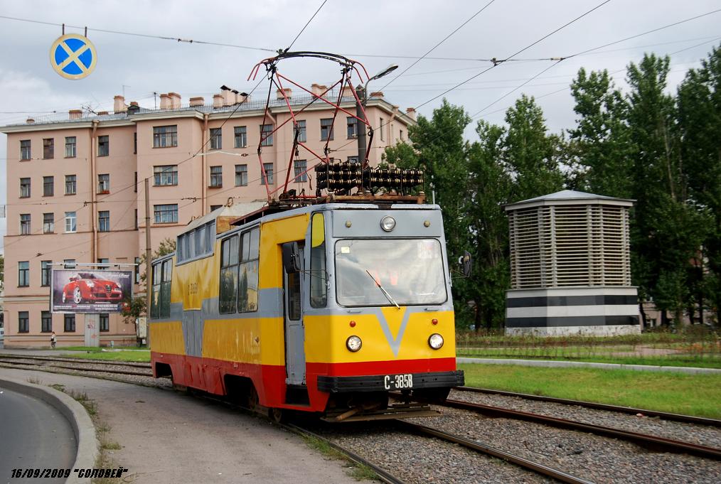 Санкт-Петербург, ЛМ-68М № С-3858