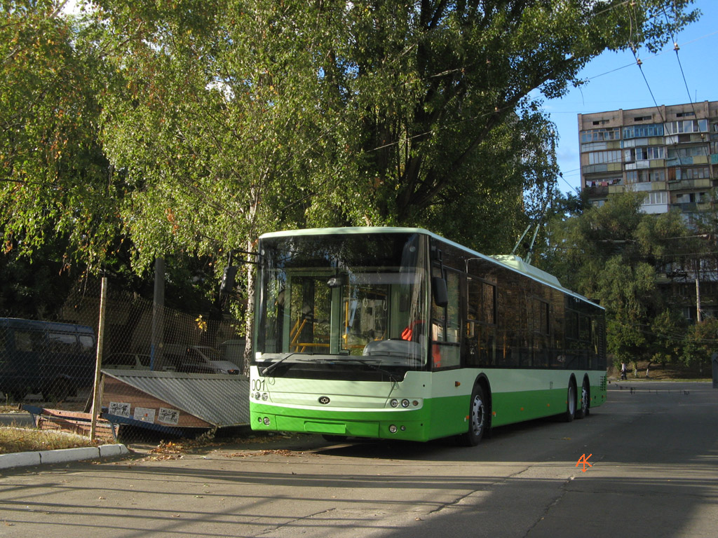 Киев, Богдан Т80110 № 001