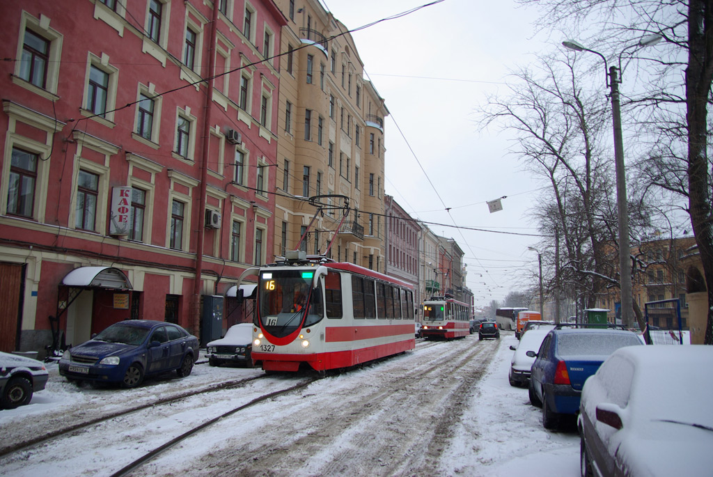 Санкт-Петербург, 71-134А (ЛМ-99АВН) № 1327 Санкт-Петербург, 71-134А (ЛМ-99АВН) № 1327