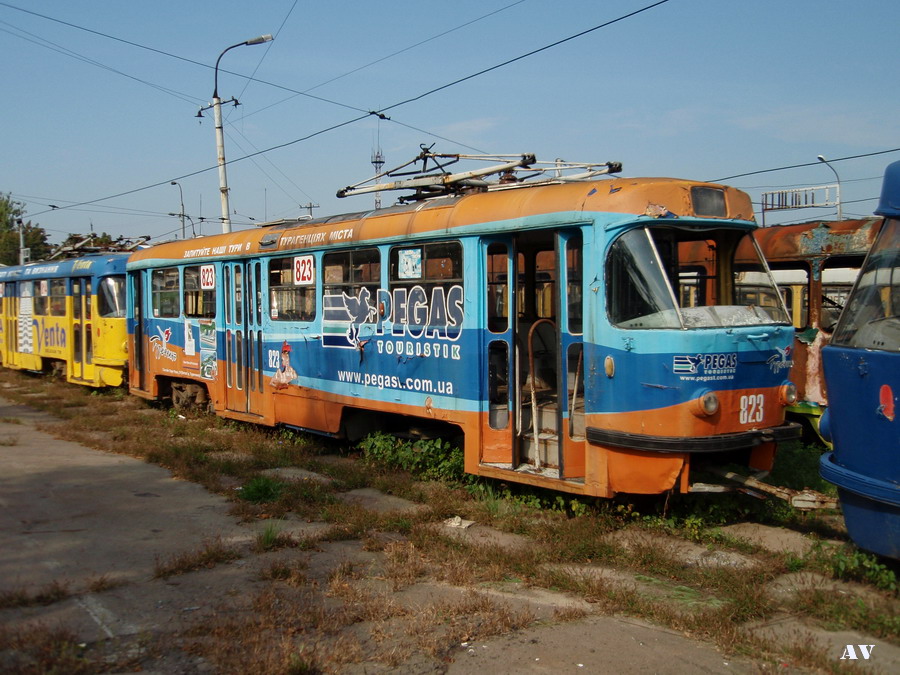 Львов, Tatra T4SU № 823