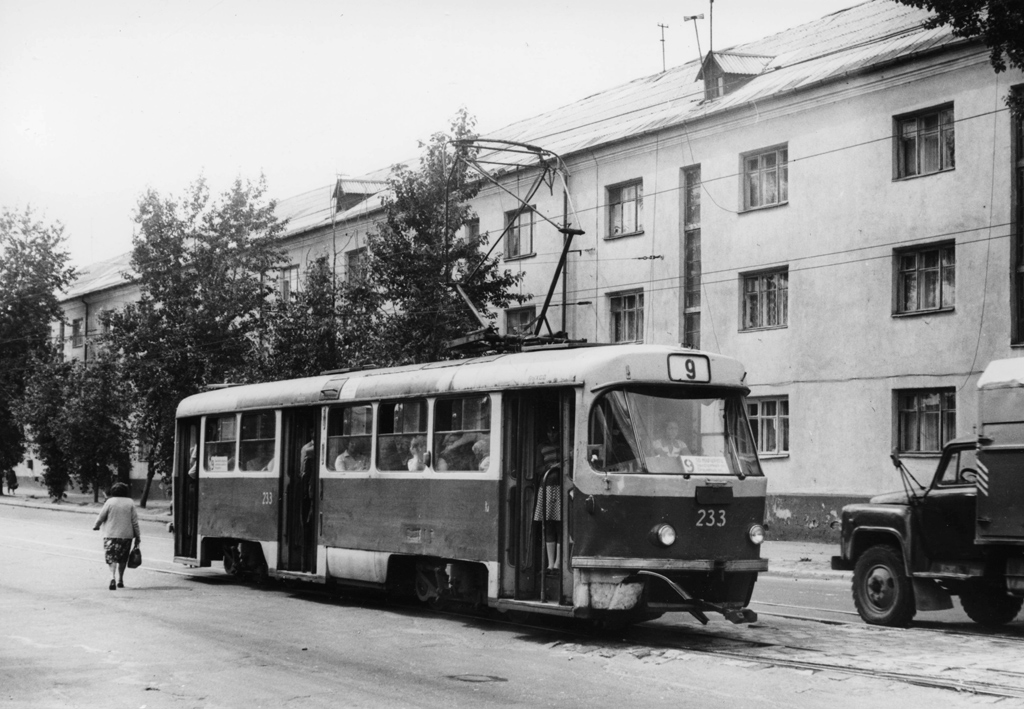 Калининград, Tatra T4SU № 233