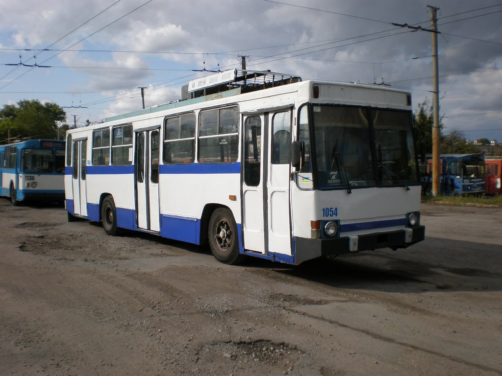 Днепр, ЮМЗ Т1Р (Т2П) № 1054