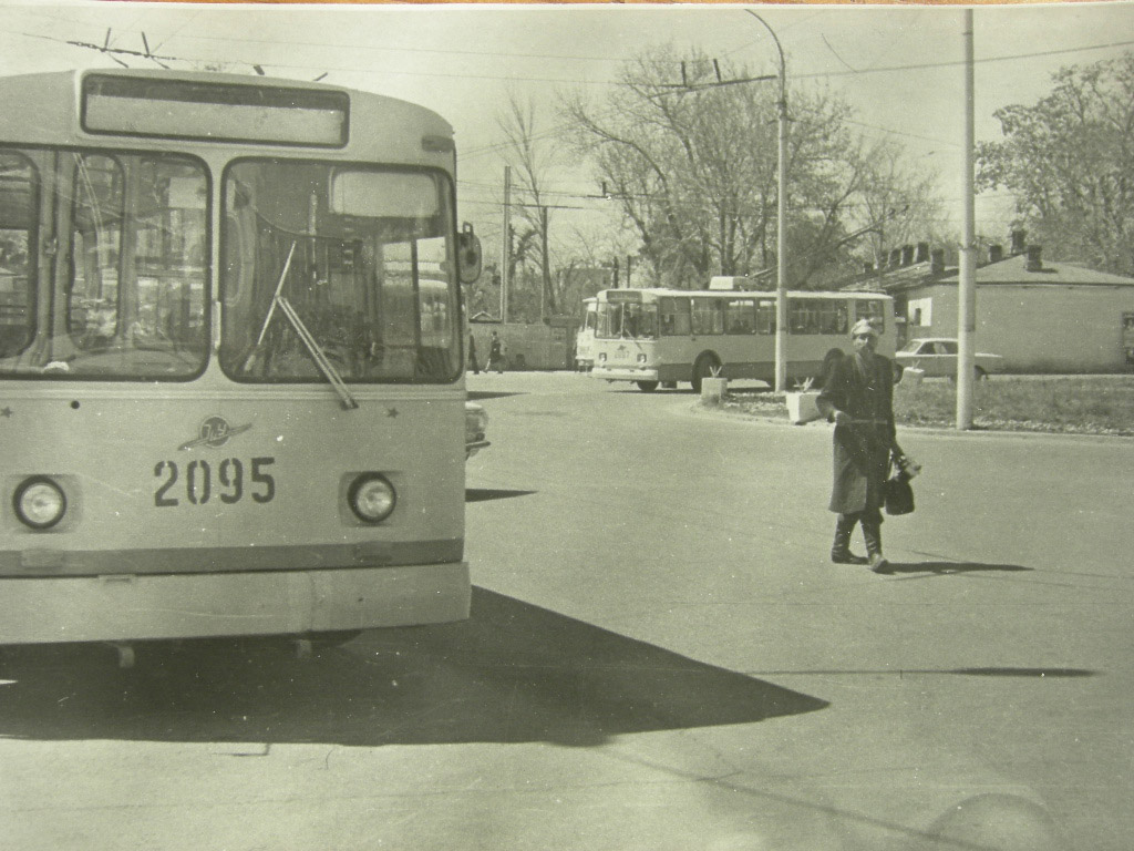 Душанбе, ЗиУ-682В № 2095; Душанбе, ЗиУ-682В № 2097; Душанбе — Исторические фотографии — Душанбе